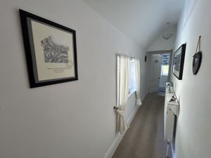 Photo 19- click for photo gallery